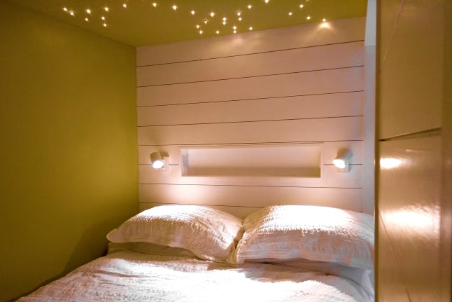 Bed box with fairy lights